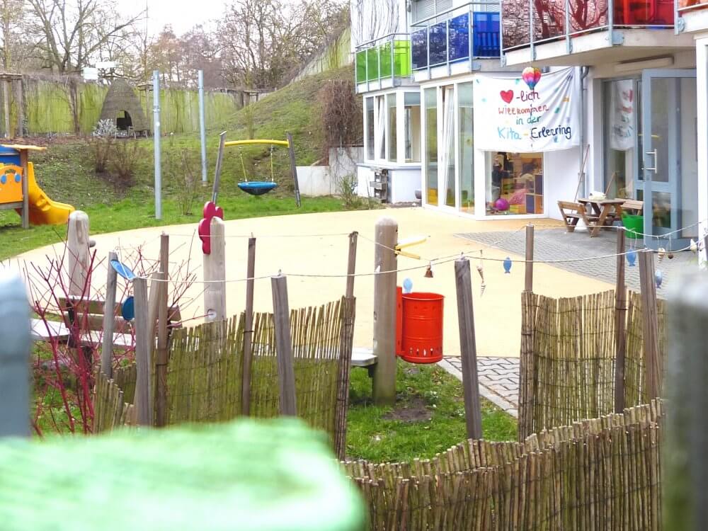 Blick auf den Kita-Garten