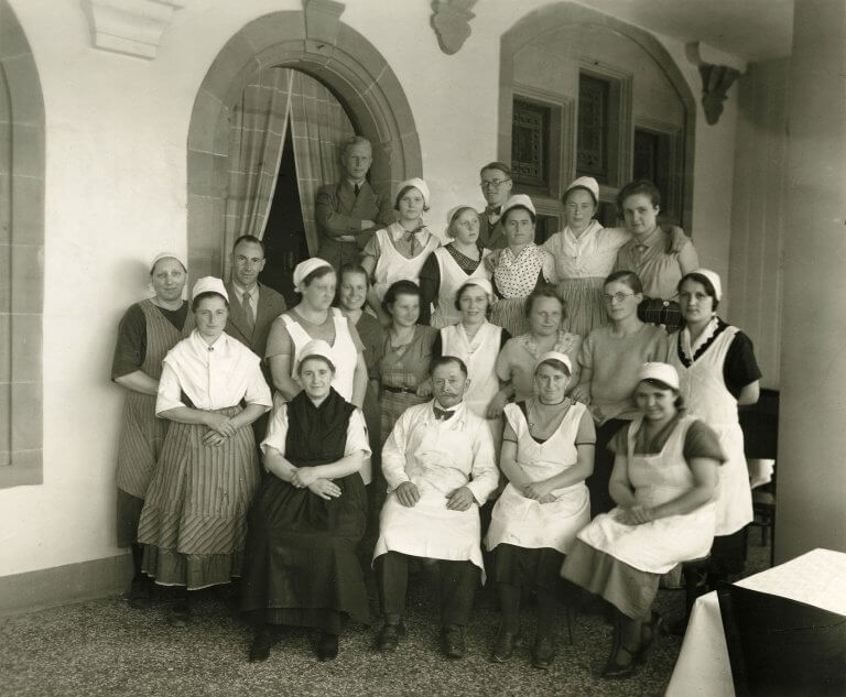 Historisches Foto der Küchenmannschaft der alten mensa in der Reitgasse